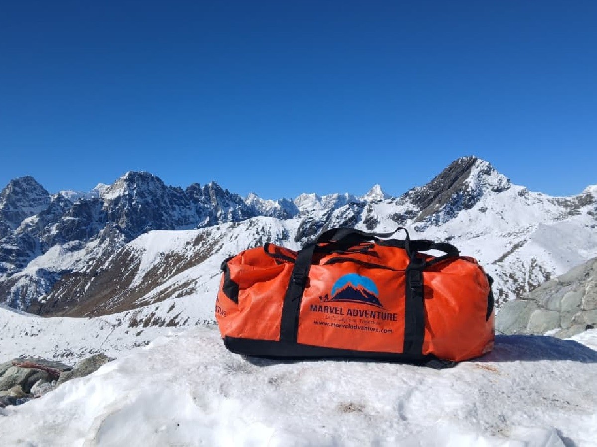 packing list for high altitude trek in nepal